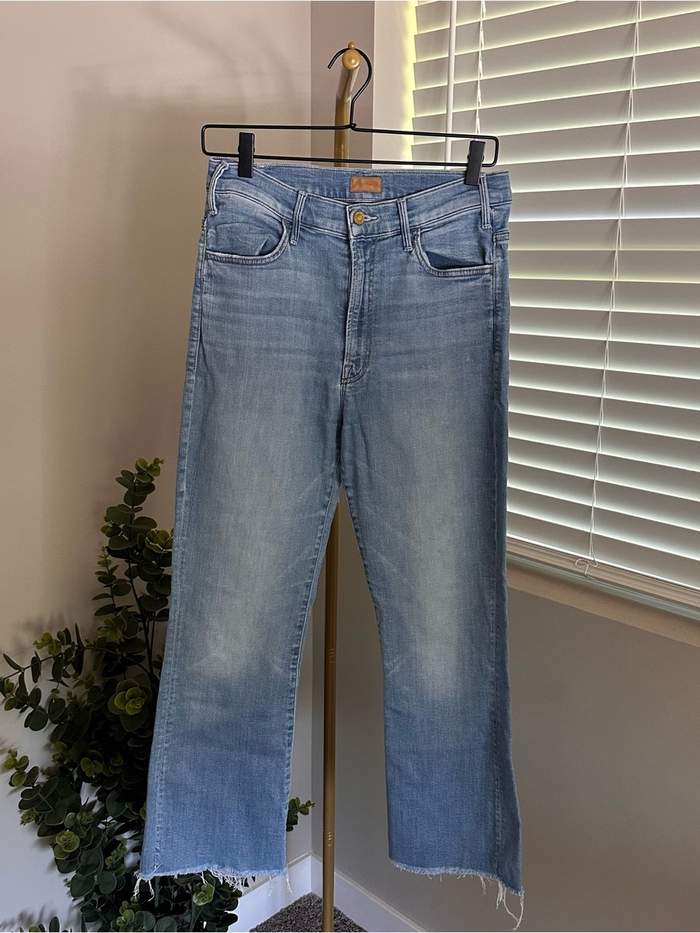 Mother The Hustler Ankle Fray
